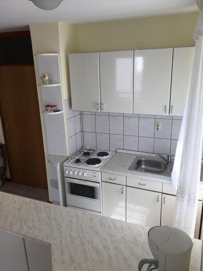 Apartmani Ana Malinska Εξωτερικό φωτογραφία