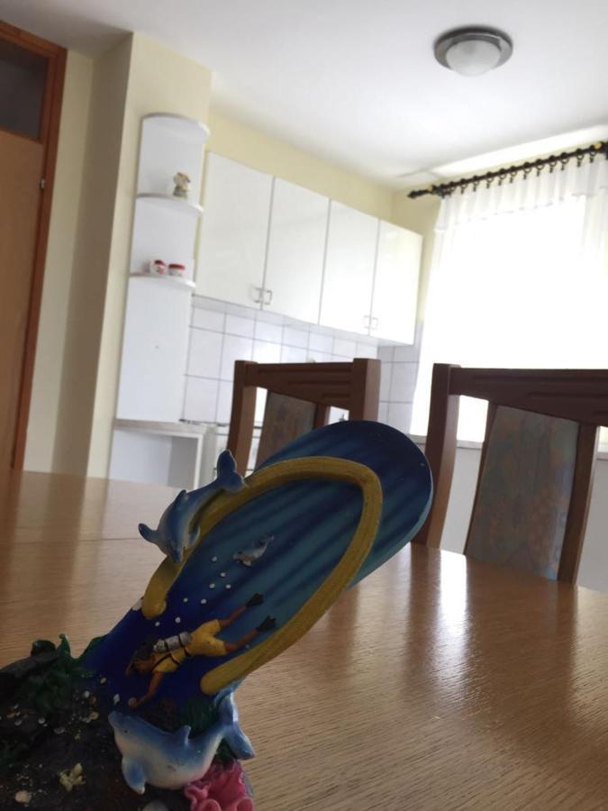 Apartmani Ana Malinska Εξωτερικό φωτογραφία